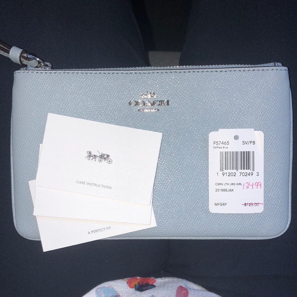 Coach Wristlet *BRAND NEW*
